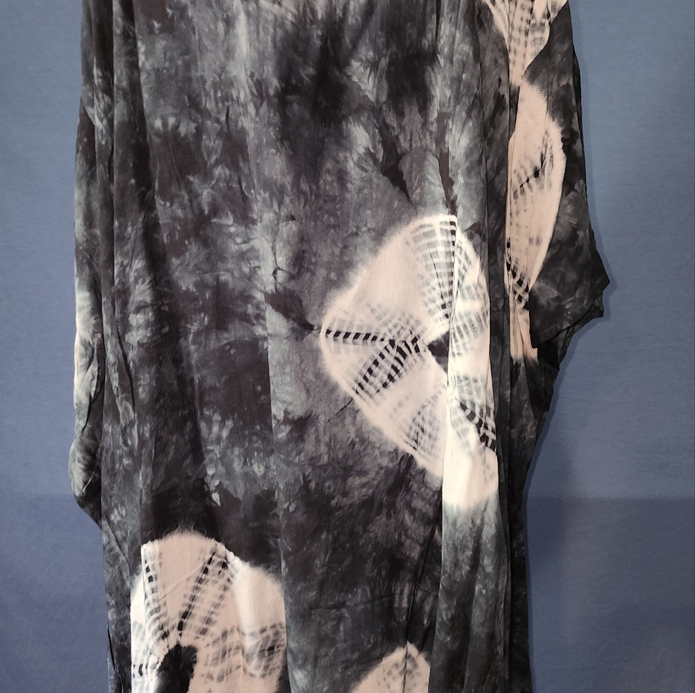 Suzanne Betro short sleeve tie dye blouse